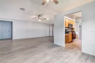 32901 Enchanted Oaks Ln, Leesburg, FL 34748 - Photo 10