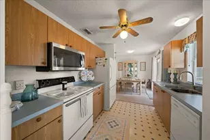 1410 Sanchez Ct, The Villages, FL 32159 - Photo 12
