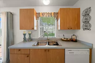 1410 Sanchez Ct, The Villages, FL 32159 - Photo 10