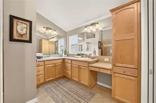 2425 Boiling Springs Ct, The Villages, FL 32162 - Photo 48
