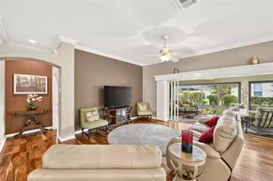 2425 Boiling Springs Ct, The Villages, FL 32162 - Photo 14