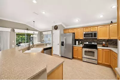 2425 Boiling Springs Court, The Villages, FL 32162 - Photo 16