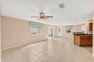 8214 SE 169th Palownia Loop, The Villages, FL 32162 - Photo 14