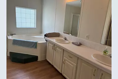 457 NW 5th Road, Lake Panasoffkee, FL 33538 - Photo 8