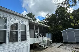 457 NW 5th Rd, Lake Panasoffkee, FL 33538 - Photo 16