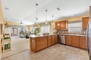 3459 Oldham Ln, The Villages, FL 32163 - Photo 6