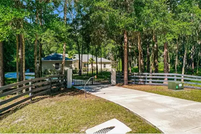 10620 NE 104th Circle, Oxford, FL 34484 - Photo 1
