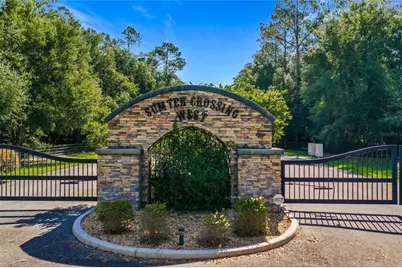 10620 NE 104th Circle, Oxford, FL 34484 - Photo 2