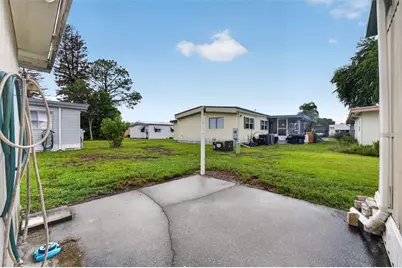 219 Paradise S, Leesburg, FL 34788 - Photo 30