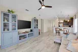 491 Kestrel Dr, Groveland, FL 34736 - Photo 16