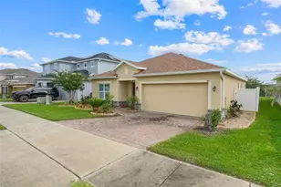 491 Kestrel Dr, Groveland, FL 34736 - Photo 4