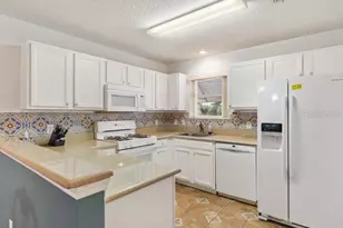 17663 SE 92nd Grantham Terrace, The Villages, FL 32162 - Photo 8