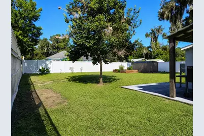 1924 Cr 439C, Lake Panasoffkee, FL 33538 - Photo 26