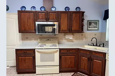 1842 Puerto Bello Drive, The Villages, FL 32159 - Photo 8