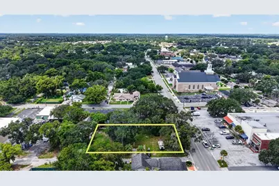703 W Magnolia Street, Leesburg, FL 34748 - Photo 1