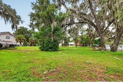 703 W Magnolia Street, Leesburg, FL 34748 - Photo 2
