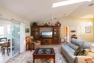 21142 Edinborough Pl, Leesburg, FL 34748 - Photo 6