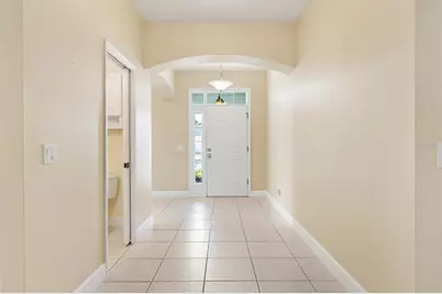 1025 Winnsboro Drive, The Villages, FL 32162 - Photo 8