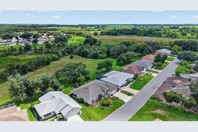 21526 King Henry Avenue, Leesburg, FL 34748 - Photo 8
