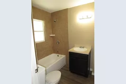 1002 E McDonald Avenue #5, Eustis, FL 32726 - Photo 6