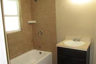 1002 E McDonald Ave, Eustis, FL 32726 - Photo 6