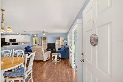 17458 SE 82nd Roslyn Court, The Villages, FL 32162 - Photo 10
