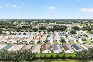 17458 SE 82nd Roslyn Ct, The Villages, FL 32162 - Photo 44