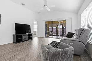 7380 SE 168th Dipietro Ln, The Villages, FL 32162 - Photo 10
