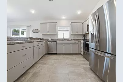 7380 SE 168th Dipietro Lane, The Villages, FL 32162 - Photo 4