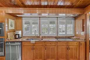 1830 SE 3rd Ct, Crystal River, FL 34429 - Photo 30