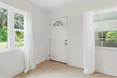 324 W 12th Avenue, Mount Dora, FL 32757 - Photo 2