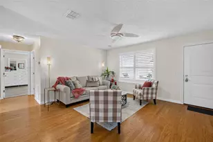 1503 Escandon Pl, The Villages, FL 32162 - Photo 10