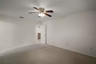 1856 Poppy Cir, The Villages, FL 32162 - Photo 24