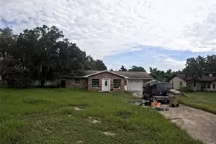 5243 Eagles Nest Rd, Fruitland Park, FL 34731 - Photo 6