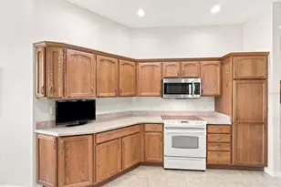 632 Winifred Way, The Villages, FL 32162 - Photo 18