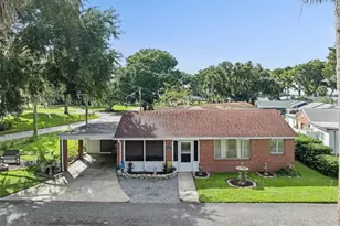 31944 Elizabeth Ln, Tavares, FL 32778 - Photo 24