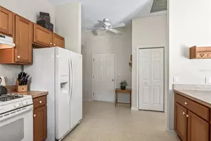 17535 SE 84th Foxgrove Ave, The Villages, FL 32162 - Photo 10