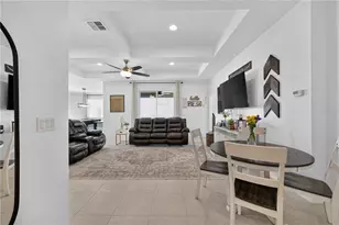 37102 Scenic Bluff Dr, Grand Island, FL 32735 - Photo 6