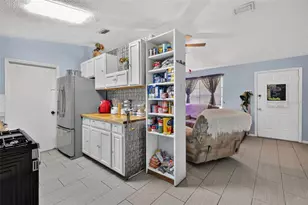 11305 SE 76th Ave, Belleview, FL 34420 - Photo 10