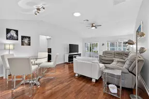 17107 SE 93rd Exeter Ct, The Villages, FL 32162 - Photo 8