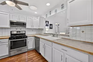 17107 SE 93rd Exeter Ct, The Villages, FL 32162 - Photo 12