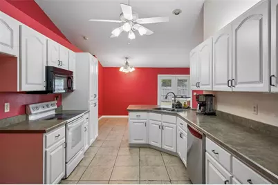 10752 Anna Belle Avenue, Leesburg, FL 34788 - Photo 6