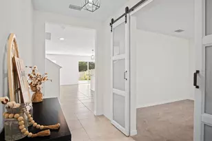 8673 Triumph Cir, Wildwood, FL 34785 - Photo 6