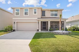 8673 Triumph Cir, Wildwood, FL 34785 - Photo 1