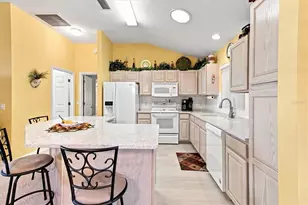 1507 Barrera Ct, The Villages, FL 32159 - Photo 10