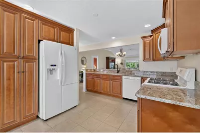 1869 Scarboro Court, The Villages, FL 32162 - Photo 10