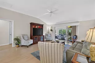 1869 Scarboro Ct, The Villages, FL 32162 - Photo 4