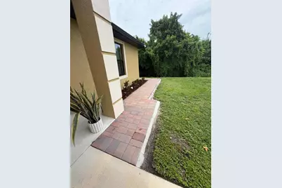 3015 12th Street SW, Lehigh Acres, FL 33976 - Photo 32