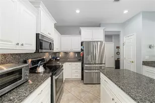 12827 SE 90th Court Rd, Summerfield, FL 34491 - Photo 14
