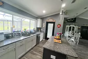 13591 SE 85th Pl, Dunnellon, FL 34431 - Photo 10